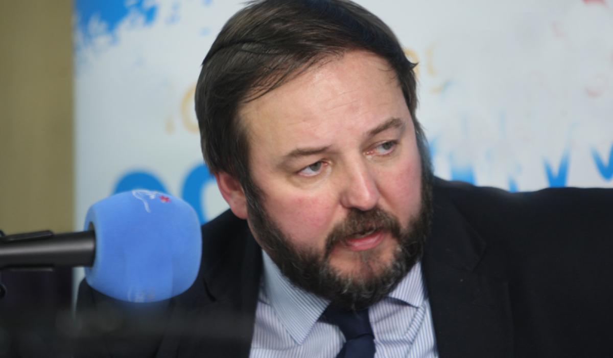 Mac Lochlainn says government 'dragging their heels' costing people up ...