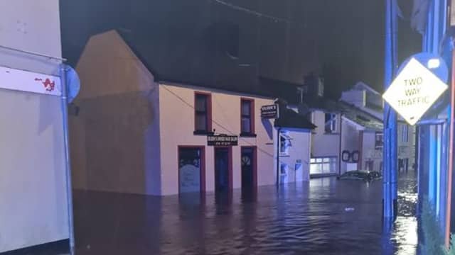 The scene at Bridge Street in Killybegs this morning - photo courtesy of Eileens Unisex Hairsalon