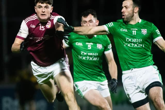 Derrylaughan hit the front on 44 minutes when danger man Carney was on the end of a centre to fist to the net and from the kick out Liam Gervin opened the gap to three points.