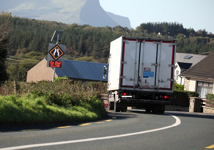 Flashing speed warning sign near Lennox’s Bridge should be closer to ...