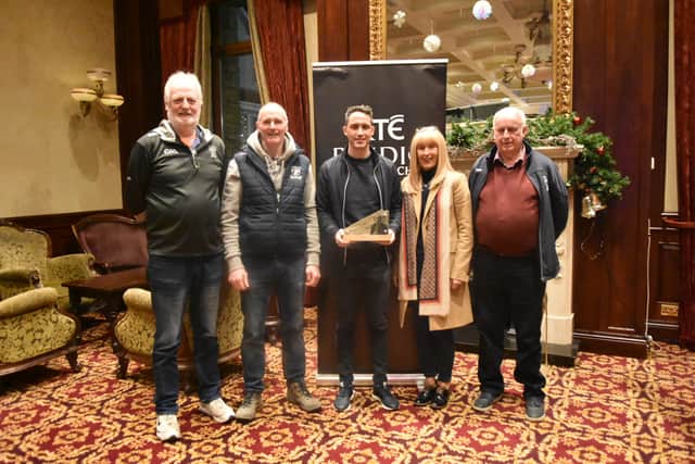 The Gradam Shéamuis Mhic Géidigh award is presented each year to the player of the Donegal Championship, as selected by a committee sports journalists in the county, chaired by Damien Ó Dónaill, Regional Manager of RTÉ Raidió na Gaeltachta.