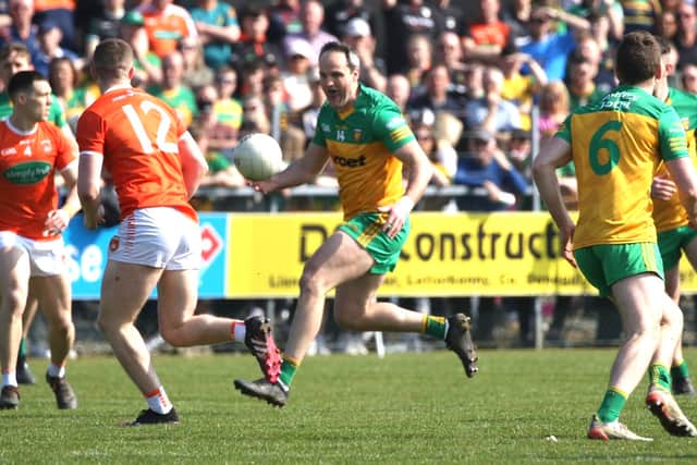 Knowing what they needed, Donegal, who had to show a much stronger hand than Armagh, set about their business from the get-go. When Jason McGee hammered home an 11th minute goal following approach play by Ryan McHugh and Jamie Brennan, the home side were 1-4 to 0-2 in front without a wide having been kicked.