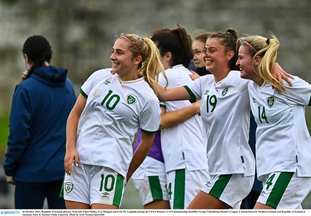 Republic of Ireland players, from left, Ellen Molloy, Eva Mangan and Erin Mc Laughlin during the UEFA Women's U19 Championship Qualifier. Photo: Eoin Noonan/Sportsfile