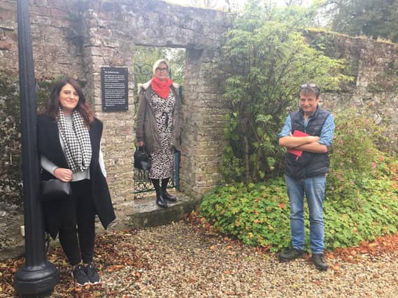 Donegal Designer Makers’ members (l-r) jewellery designer Hannah McGuinness and knitwear designer Michelle McCarroll-Neale, with Mark Wheeler of Rathmullan House