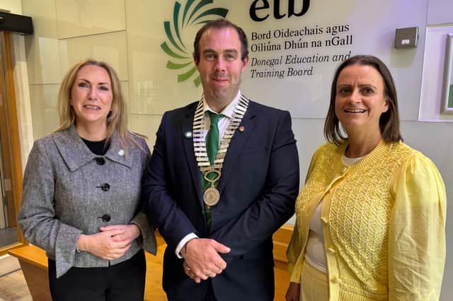 Newly elected Donegal ETB Chairperson Cllr Fionán Bradley (Centre) and Deputy Chairperson Joanne Donaghy (right) with Chief Executive Anne McHugh (left). 