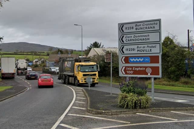 Motorists face five days of diversions when the R238 between Burnfoot and Bridgend closes for resurfacing works.