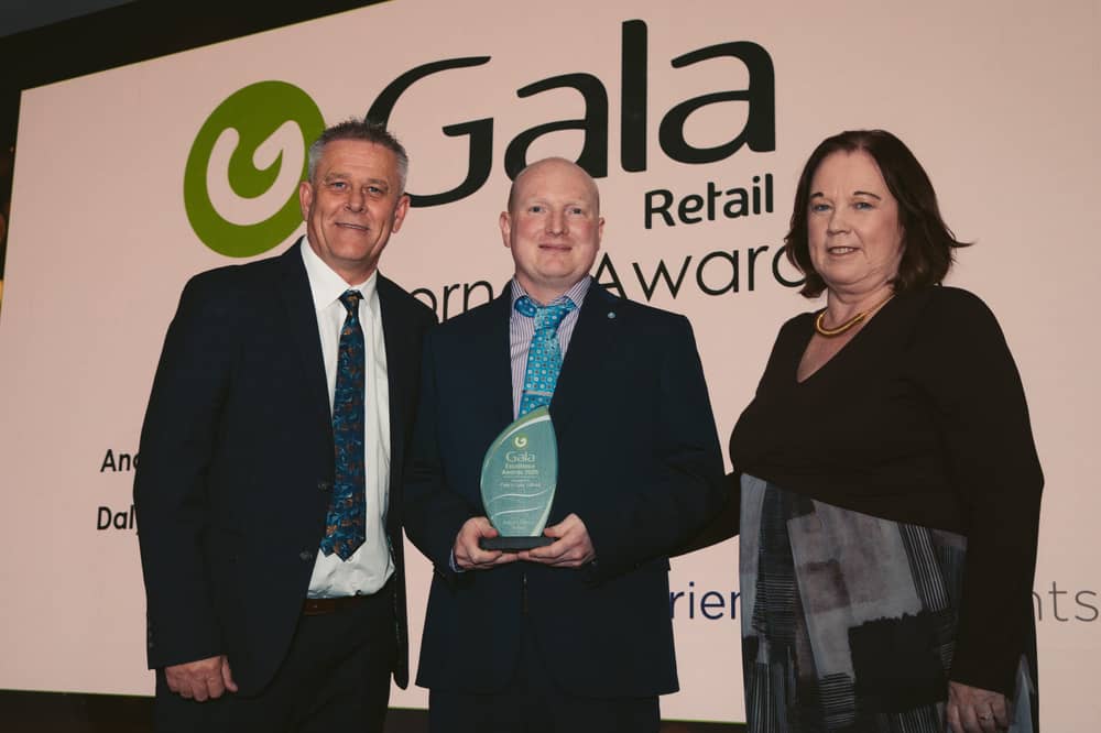 Austin Daly of Daly's Gala in Lifford receiving the Bakers Corner Award