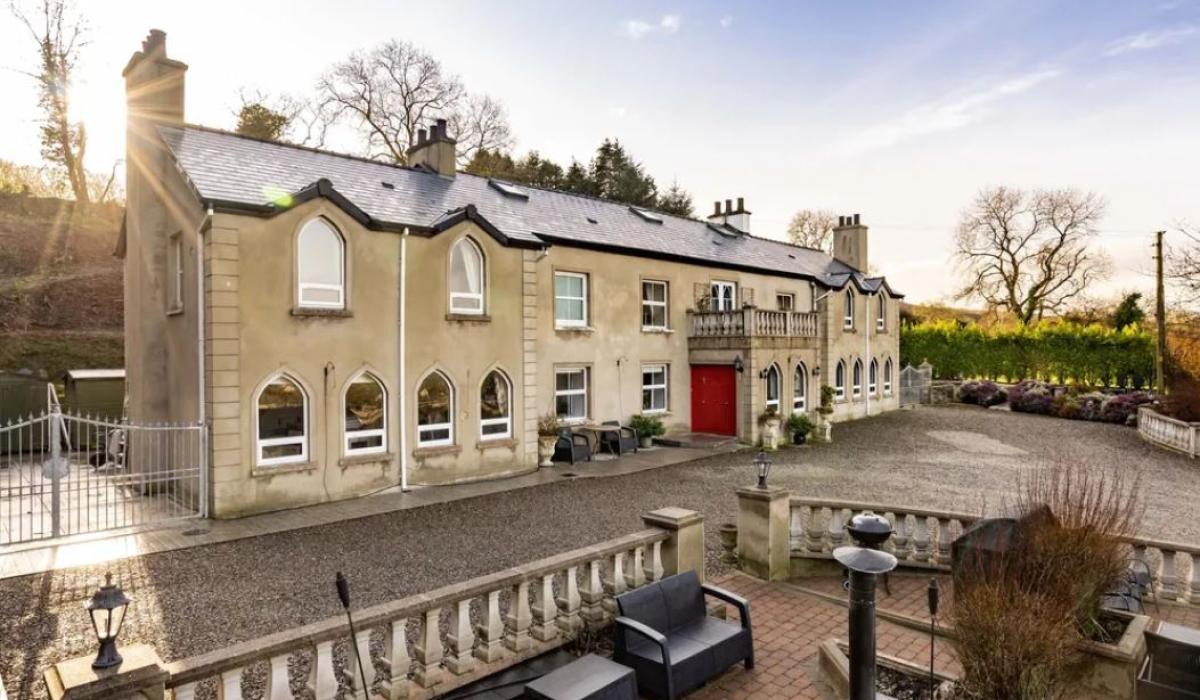 Eight bedroom house with library, patio, balcony and gym comes onto the