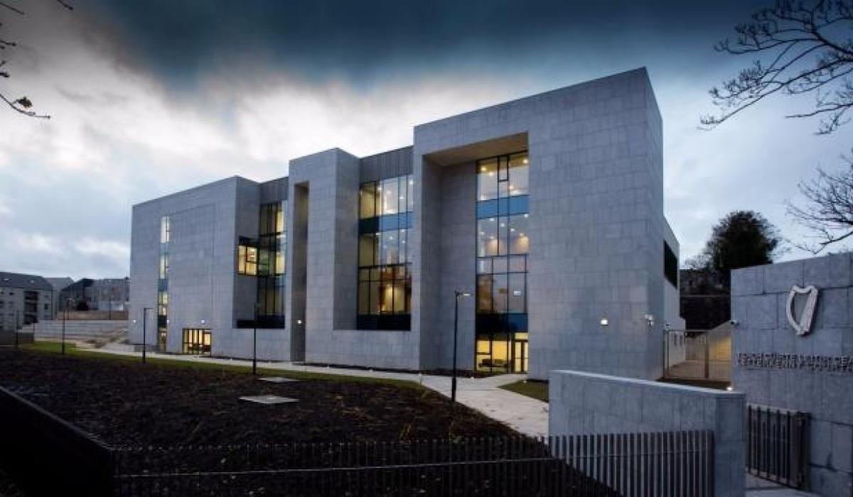 Man who allegedly made ‘menacing calls’ to Donegal garda station wants phone back