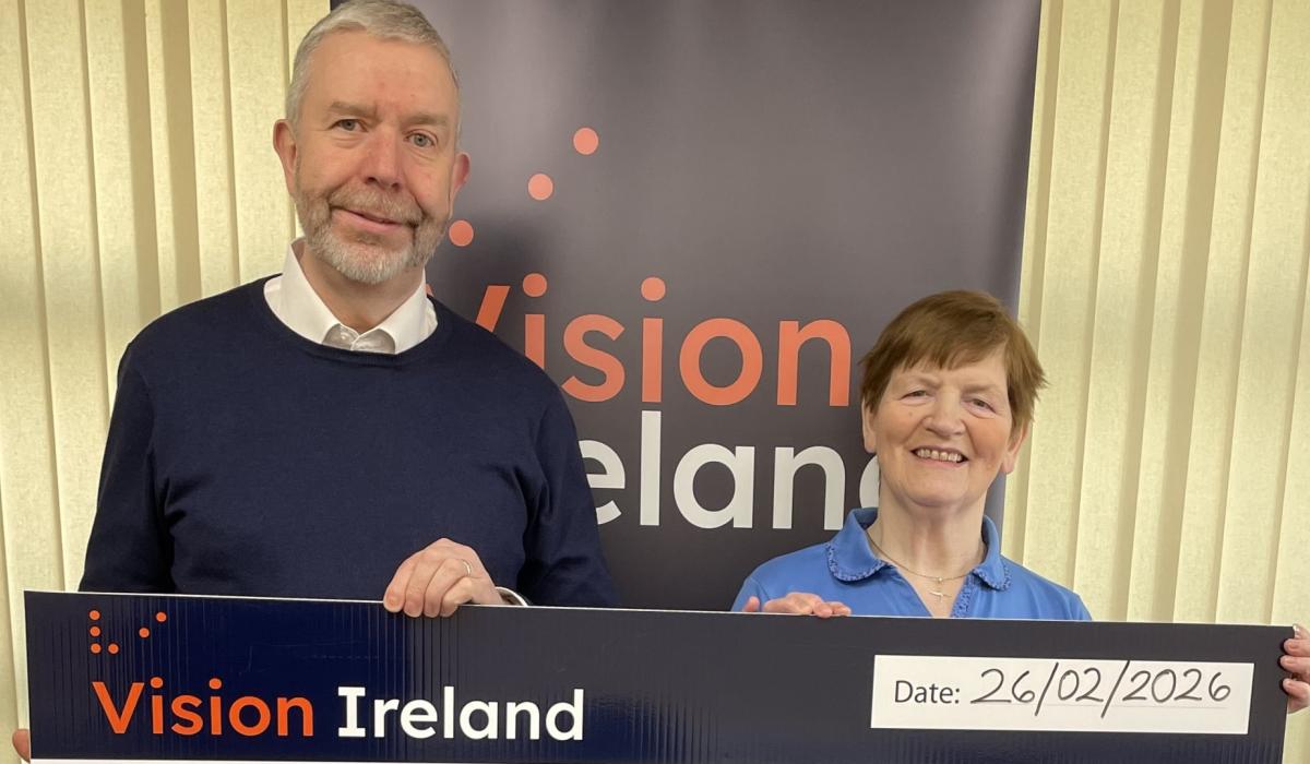 Quigley’s point woman Bridie generously presents €1,270 to Vision Ireland charity