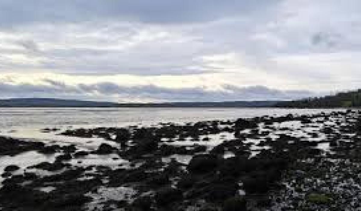 Bright and breezy this morning in Donegal with sunny spells and scattered showers