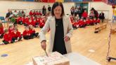 Dromore National School at Crossroads wish Mrs Clare Byrne a happy retirement