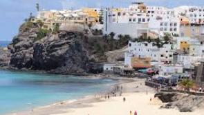 Stranded Donegal tourists home safely from Canary Islands