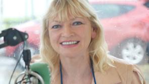 Well-known Donegal presenter Áine Ní Churráin to retire from RTÉRnaG