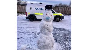 Donegal gardaí 'snow' how to get their message across today!