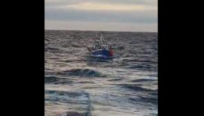 WATCH: An RNLI crew comes to the assistance of a vessel and crew in difficulty off Donegal