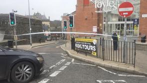 Derry  shopping centre reopens after bomb alert