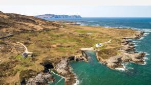 Spectacular coastal cottage comes onto property market 