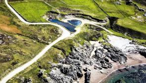 Breasty Bay House, Malin  comes with  a private beach