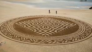 Fabulous festival programme with boat trips, barbecue, and sand artist Manu
