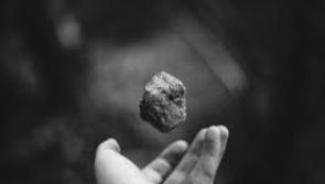 Gardaí seek stone throwing criminal in Letterkenny


