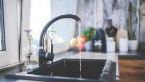 Anger over no updates about boil water notice in Leitirmacaward

