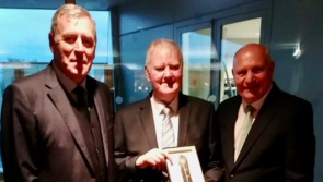 Dessie Kelly presented with honorary life membership by FAI 