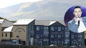 Nathan Carter among stars to pay tribute to Allingham Arms Hotel owners