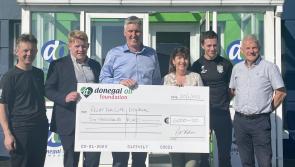 Donegal men make presentation to Relay for Life after competing in New Zealand
