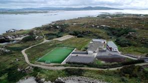 Gairmscoil Mhic Diarmada fundraisers add €1,000 to Arranmore's new graveyard fund