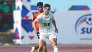 Watch: Carl McHugh takes on the Crossbar Challenge against FC Goa teammates 