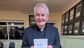 Fr Seán Ó Gallchóir proves a popular winner of  CLG Ghaoth Dobhair’s 50/50 draw