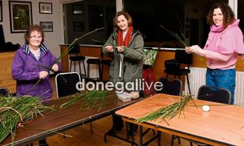 In pictures: An evening of St Brigid&rsquo;s cross-making at Buncrana GAA