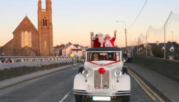 PICTURE SPECIAL: Loads of pictures from Ballybofey last weekend for Santa's arrival and much more . . .