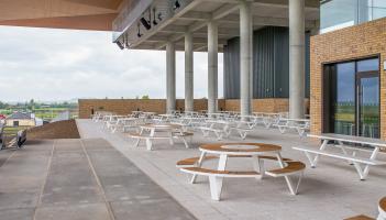 New outdoor service supports announced for the hospitality industry