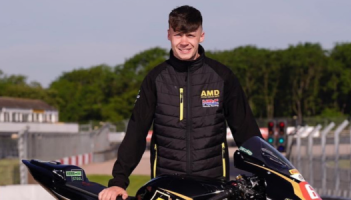 Richard Kerr maintains second spot in Championship