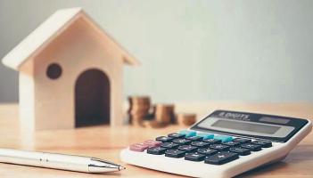 Ever hear of a split mortgage? Third option for homebuyers in fixed vs variable debate