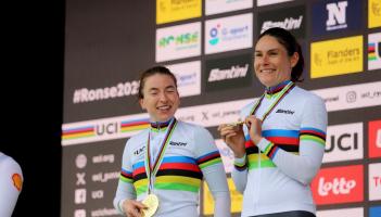 Katie-George Dunlevy continues to dominate World cycling