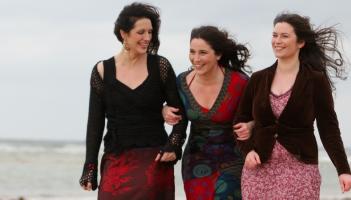 The Henry Girls set to headline third benefit ‘Gig for Gaza’ this weekend