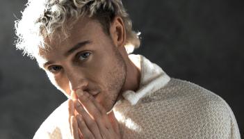 Donegal singer-songwriter ADGY releases new Christmas single ‘Noelle’