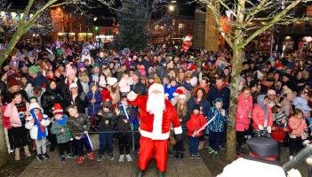 Donegal Town set to sparkle with fabulous Christmas lights display