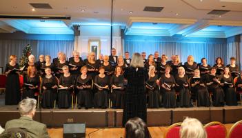 In Pictures: A joyous start to the festive season with the Abbey Singers concert