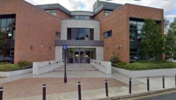 Van reverses into a car and drives off from Donegal car park