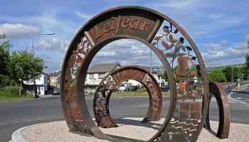 Three vehicles &lsquo;badly damaged&rsquo; and windows smashed in Lifford