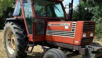 Youths drove tractor recklessly in Buncrana; Garda probe after reported incident