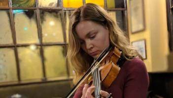 Photographic exhibition on south Donegal fiddlers coming to Ballyshannon