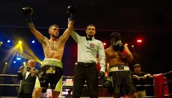 David Weir again promises to donate his second 25k fight purse to charity