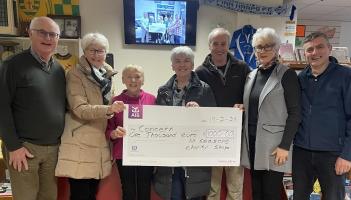 Twin Towns Concern Support Group receives &euro;1,000 from All-Seasons Charity Shop