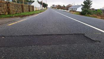 Donegal Councillor urges use of Bitmac as roads are &lsquo;falling apart&rsquo;