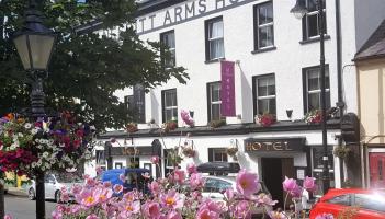 Ardara's Nesbitt Arms to reopen as part of the McCafferty's family